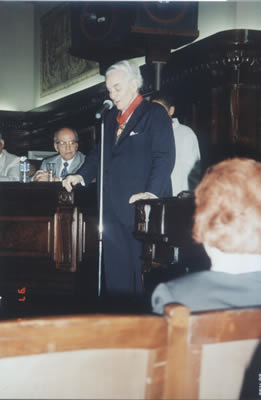 Goffredo recebe o Colar do Mérito Judiciário do Tribunal de Justiça de São Paulo em 6 de fevereiro de 1997