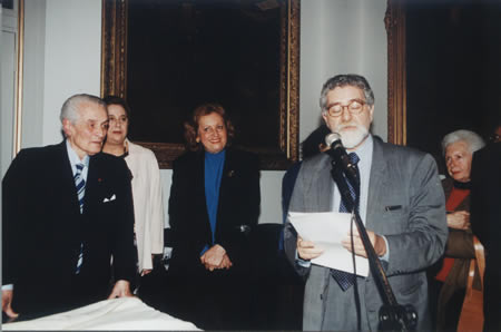 O Professor Celso Lafer discursa no lançamento d' A Folha Dobrada , em 15 de setembro de 1999, na Sala Visconde de São Leopoldo (Faculdade de Direito da USP)