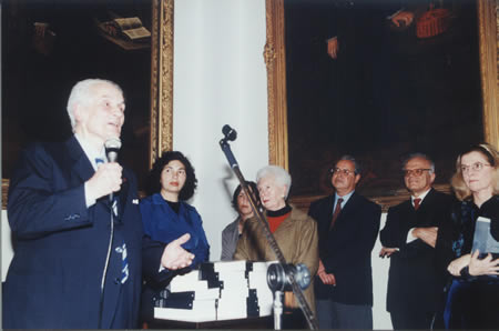 Goffredo discursa no lançamento d' A Folha Dobrada , em 15 de setembro de 1999, na Sala Visconde de São Leopoldo (Faculdade de Direito da USP)
