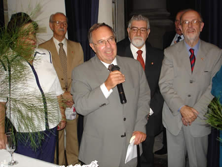 O Prof. Tércio Sampaio Ferraz Jr. discursa na comemoração do 90º aniversário do Prof. Goffredo na Sala Visconde de São Leopoldo (Faculdade de Direito da USP) em 16 de maio de 2005